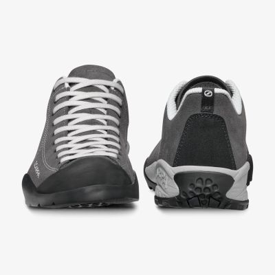 3. SCARPA Mojito Shark R44 Wanderschuhe