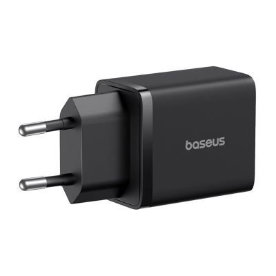 5. Baseus Cube Pro 30W USB-C/USB-A-Wandladegerät – Schwarz