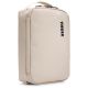 2. Thule Chasm Medium Gear Cube Reiseorganizer – Soft Sand