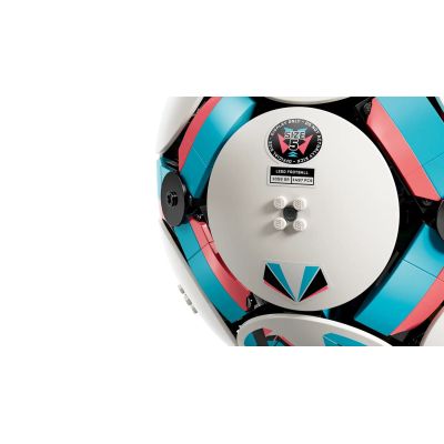 5. LEGO Editions 43019 - Fußball