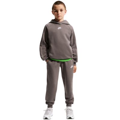 7. Nike Sportswear Club Fleece Kinder-Trainingsanzug Grau HQ9318 289