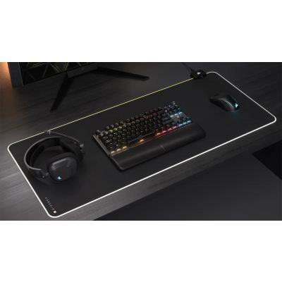 4. CORSAIR Tas K70 Core TKL Kabellose RGB-LED-Tastatur