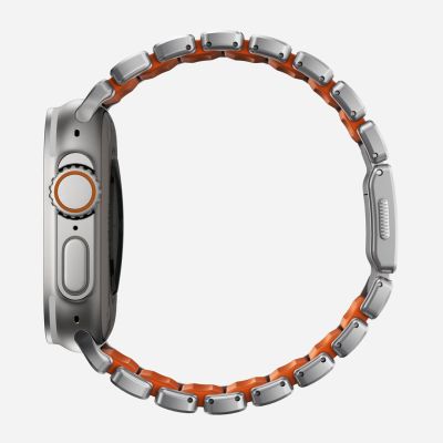 4. Nomad Stratos Armband aus natürlichem Titan