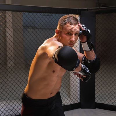 4. Ellbogenschützer - elastische Bündchen DBX-EG-11 M