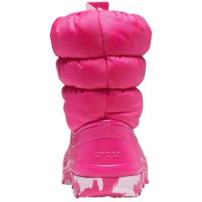 8. Crocs Classic neo Puff Jr 207684 6X0 Schuhe