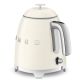 33. SMEG KLF05CREU Mini-Creme-Wasserkocher mit 0,8 l Fassungsvermögen