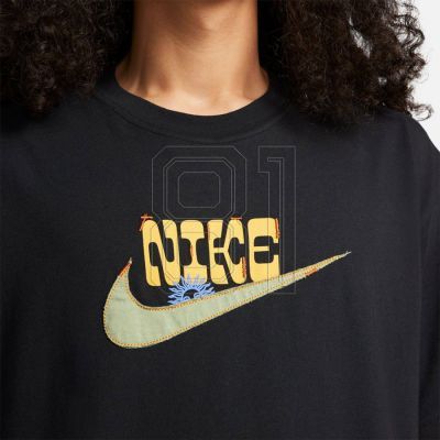 3. Nike Sportswear Sole Craft T-Shirt M DR7963 010
