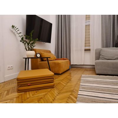 51. Zusammenklappbare Turnmatte, braun, 180 cm, Bank