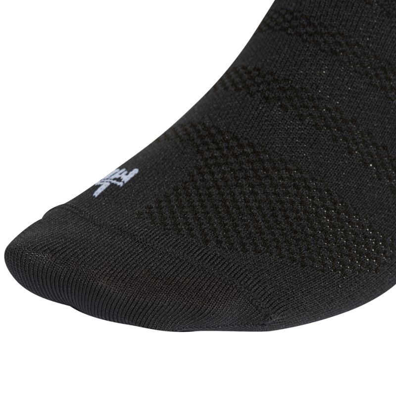 7. Adidas Alphaskin Ultralight Crew CV7414 Socken