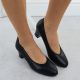 7. Schwarze Damen-Pumps aus Leder mit niedrigem Absatz, Modell Rieker 44650