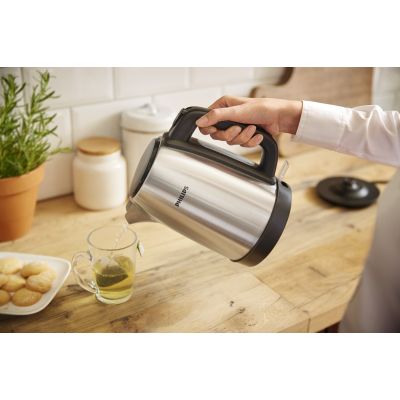 5. Philips Daily Collection Wasserkocher aus Metall, 1,7 l – mit Federdeckel und Füllstandsanzeige