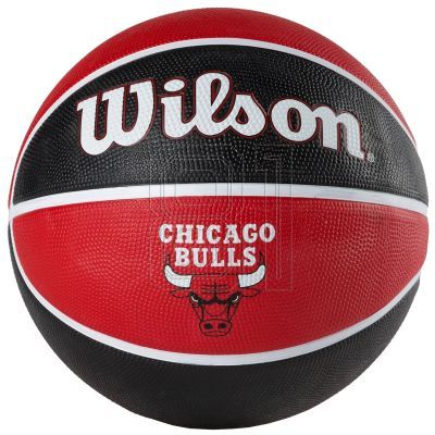 4. Wilson NBA Team Chicago Bulls Ball WTB1300XBCHI