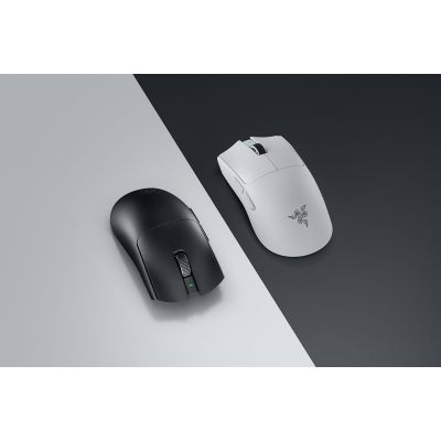 8. Razer Viper V4 Pro Gaming-Maus, kabellos (RF) + USB Typ-C, optisch, 50.000 DPI