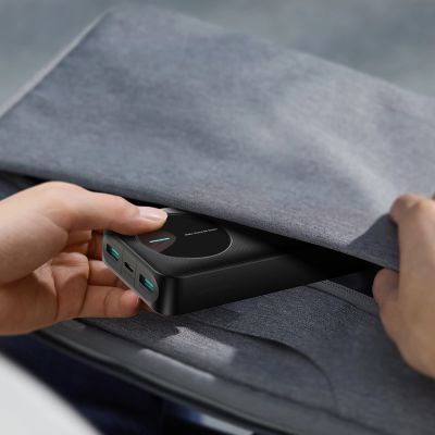 14. Powerbank Joyroom JR-PBF14 20000mAh 2.4A 2x USB-A 1x USB-C - schwarz