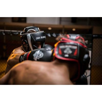 3. M Boxhelm - Phantomweiß