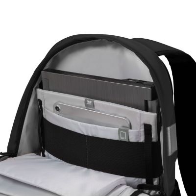 6. DICOTA Hi-Vis V2 Rucksack Schwarz Polyethylenterephthalat (PET), thermoplastische Polyurethan-Elastomere (TPU)