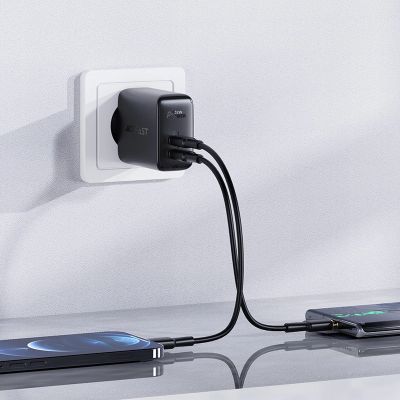 4. Acefast Wandladegerät USB Typ C / USB 32W, PPS, PD, QC 3.0, AFC, FCP schwarz (A5 schwarz)