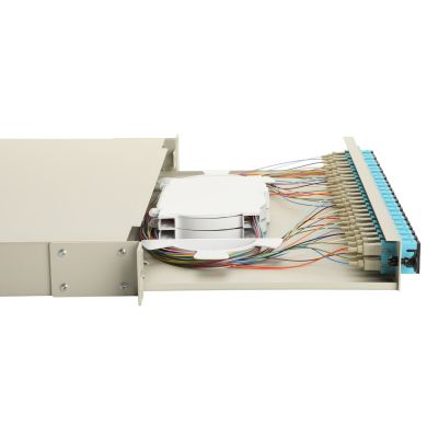 7. Equip 337313 1U Patchpanel