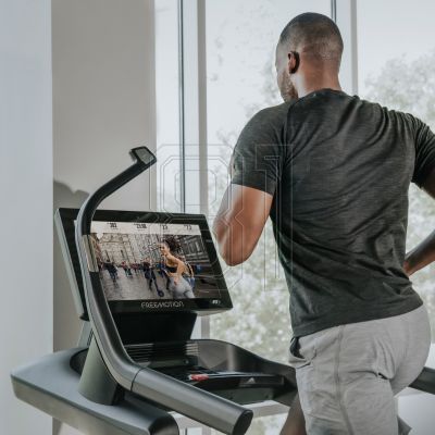 2. Freemotion Incline Trainer i22.9 FMTK74819K2 Elektrisches Laufband