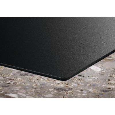 6. Mattes Induktionskochfeld ELECTROLUX EIS87453IZ Sense Boil+Fry SaphirMatt 77 cm schwarz, Farbe Schwarz