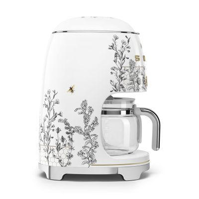24. SMEG DCF02WHEU Kaffeemaschine