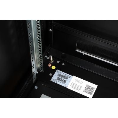 10. Digitus Unique Netzwerkschrank - 600x600 mm (BxT)