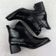 4. Lack-Stiefeletten für Damen mit Schleifen und Blockabsatz, schwarz M.Daszyński 2481