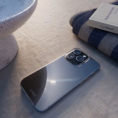 8. SBS Skinny Cover für iPhone 16 Pro – Transparent
