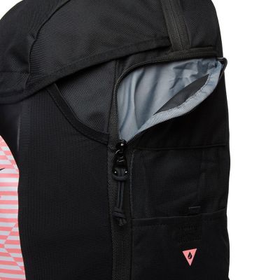 7. Nike Academy Team Rucksack DV0761-017