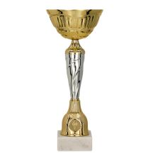 Becher aus Gold und Silber