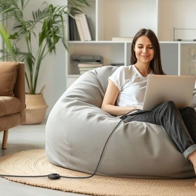 9. Baseus Free2Pull Mini 100W Einziehbares USB-C-Kabel – USB-C 2 m – Schwarz