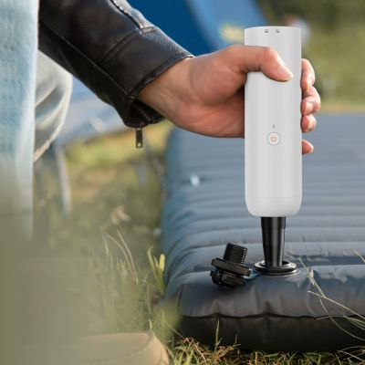 11. Baseus A3lite Akku-Autostaubsauger mit Matratzenpumpe – Weiß