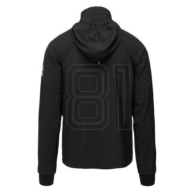 3. Beniti Jacke M