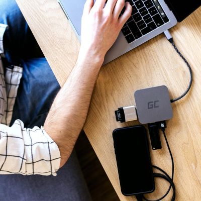 3. GREEN CELL ADAPTER, 6-IN-1 USB-C HUB