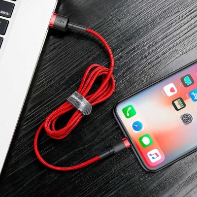 8. Baseus Cafule USB-A / Lightning 2A QC 3.0 Kabel 3 m - rot