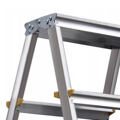 6. AWTOOLS Leiterhocker, 8 Stufen, 150 kg