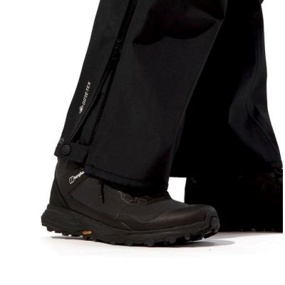 7. Berghaus Deluge Pro 3.0 Jacke Größe M Schwarz + Berghaus HILLWALKER OVRTRS AM Schwarz/Schwarz Größe M