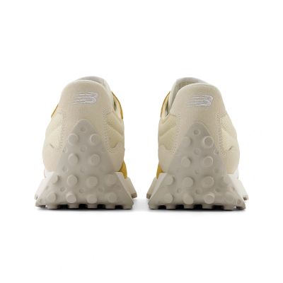 14. New Balance Unisex-Sneaker U327FG