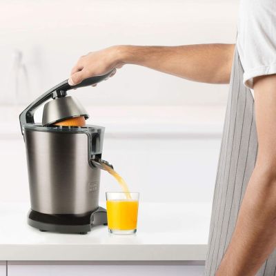 3. Black+Decker BXCJ350E (350W) Zitruspresse