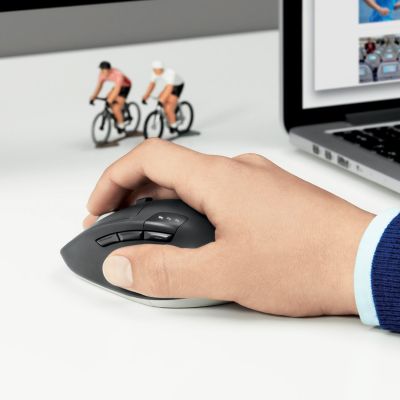 63. Logitech M720 TRIATHLON Maus 910-004791 (optisch; 1000 DPI; schwarz)