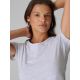 3. Schmal geschnittenes, einfarbiges Damen-T-Shirt 4F 4FRMM00TTSHF3619-27M