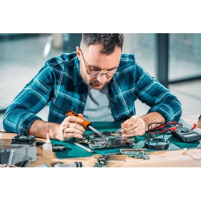 3. NEO Tools 19-250 Lötkolben