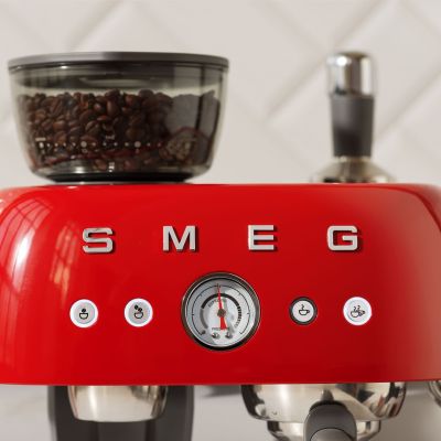 24. Smeg EGF03RDEU Kaffeemaschine, manuelle Espressomaschine, 2,4 l