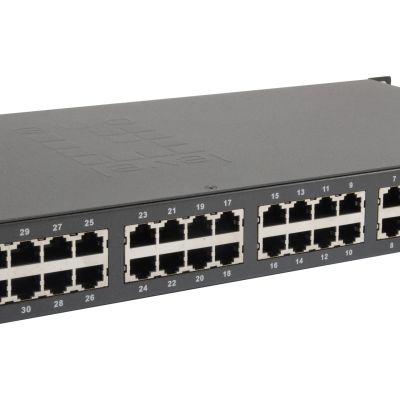 4. LevelOne FGP-3400W380 Netzwerk-Switch, unmanaged Fast Ethernet (10/100), PoE-Unterstützung, Schwarz