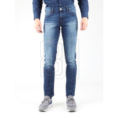 3. Wrangler Larston Blaze Jeans W18S8282T