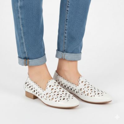 5. Weiße Damen-Lederschuhe mit Lochmuster, Modell Jezzi OL50-1