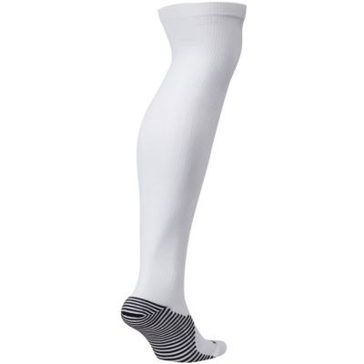 4. Nike Matchfit CV1956-100 Leggings