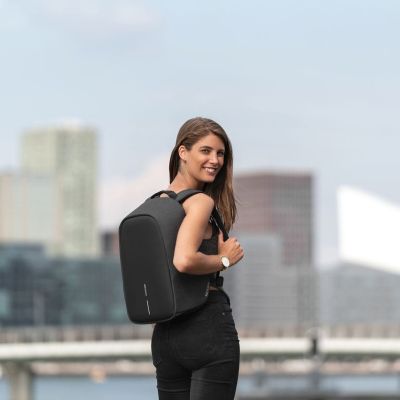 26. XD DESIGN ANTI-DIEBSTAHL-RUCKSACK BOBBY HERO KLEIN SCHWARZ P/N: P705.701
