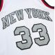 4. Mitchell & Ness NBA Cracked Cement Swingman-Trikot Knicks 1991 Patrick Ewing M TFSM5934-NYK91PEWWHIT