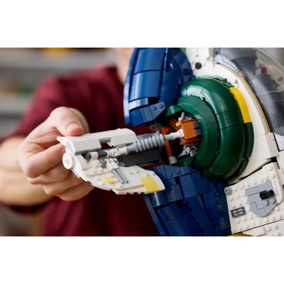 11. LEGO Star Wars 75409 - Jango Fetts Firespray-Patrouillenmann